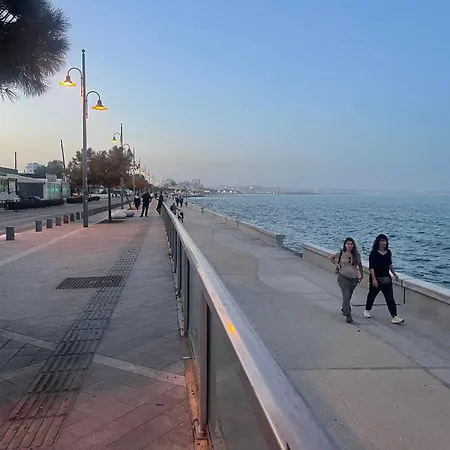 Charming & Comfy 2 Minutes To Mackenzie & 5 Minutes To Airport, Close To Restaurants & Center Apartman *